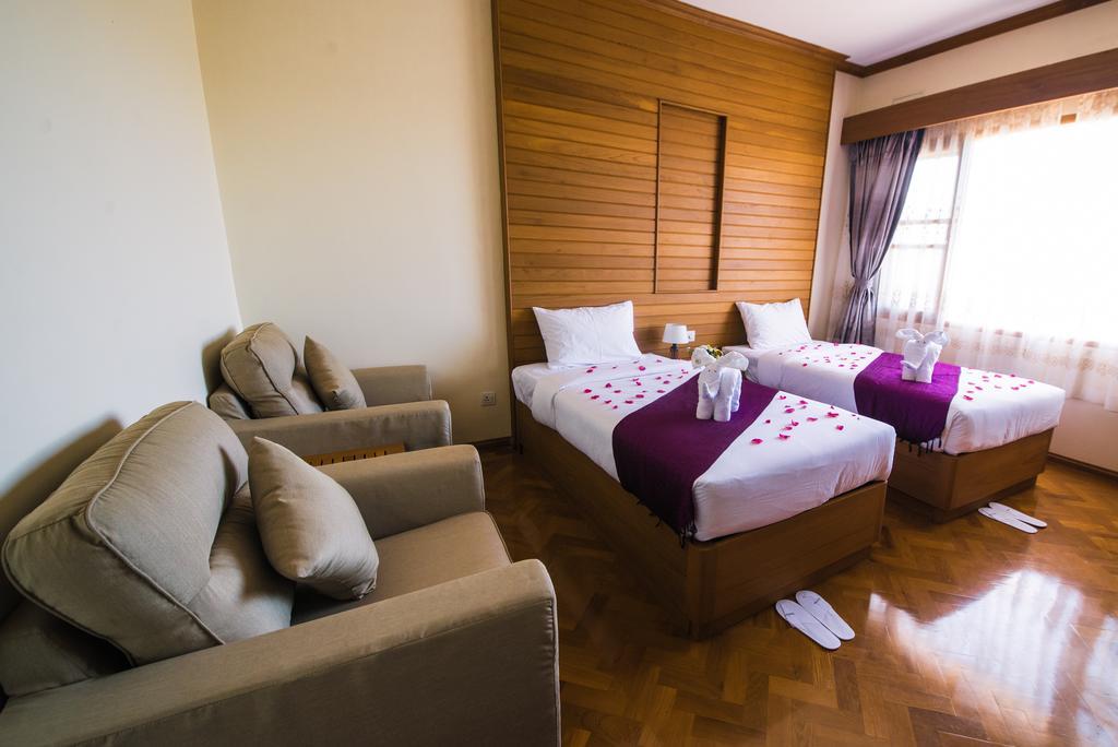 Win Unity Hotel Pyin Oo Lwin Exteriér fotografie