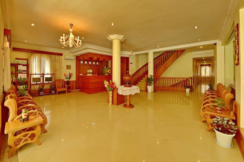Win Unity Hotel Pyin Oo Lwin Exteriér fotografie